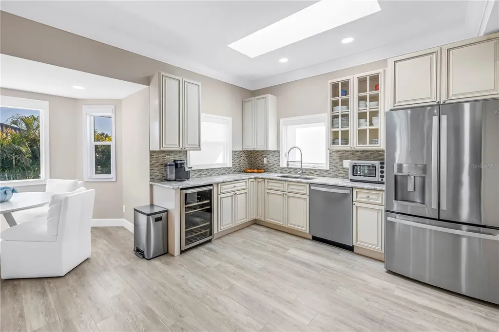 289 8th Avenue N Tierra Verde FL 33715