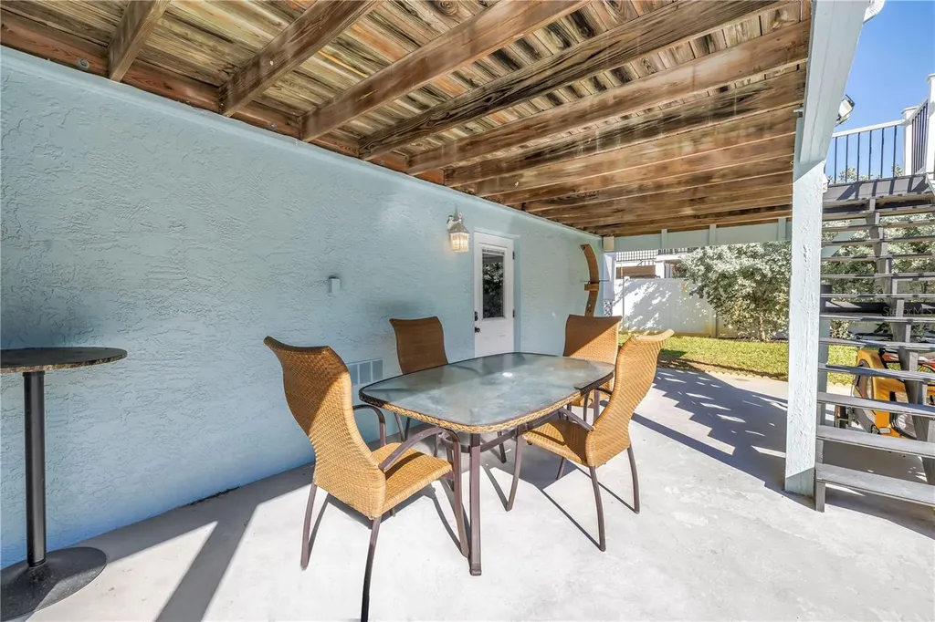 289 8th Avenue N Tierra Verde FL 33715