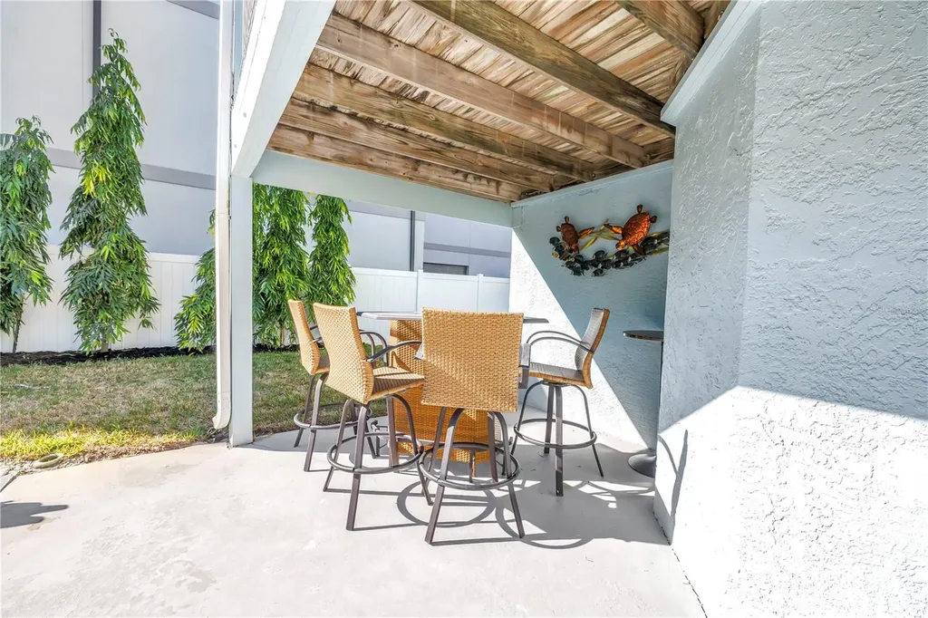 289 8th Avenue N Tierra Verde FL 33715