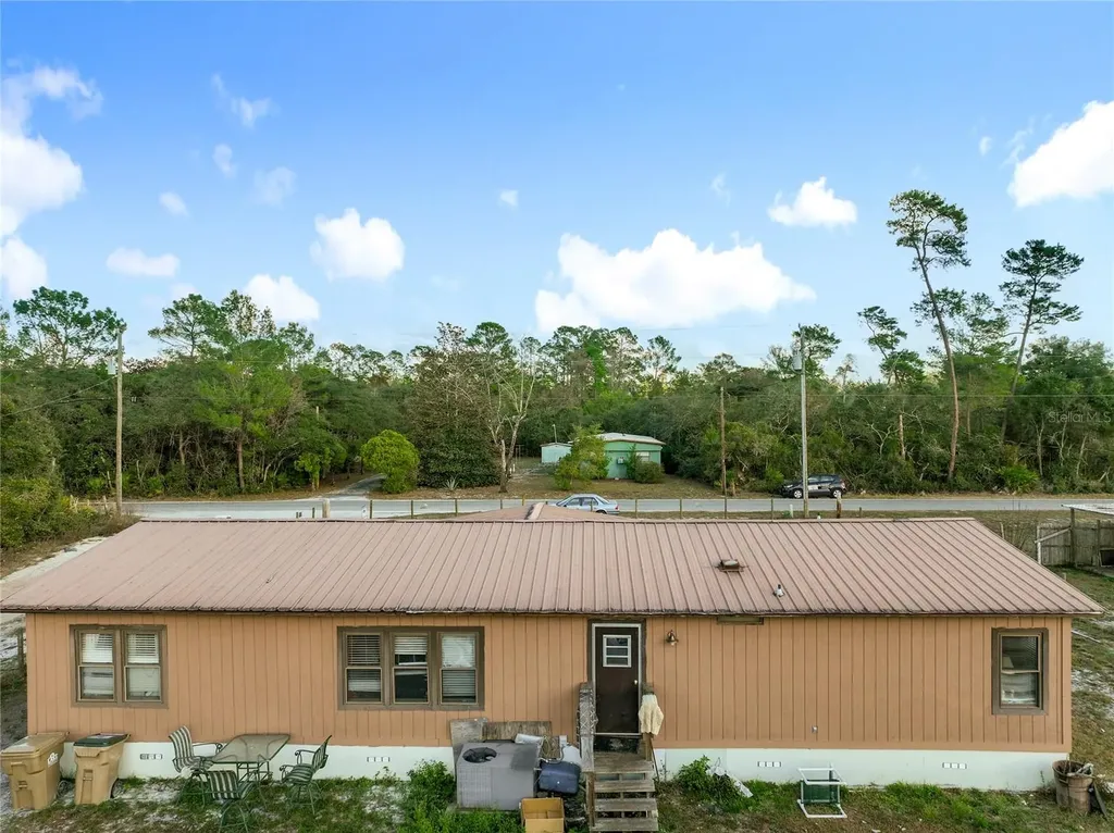 45797 Ohio Street Paisley FL 32767