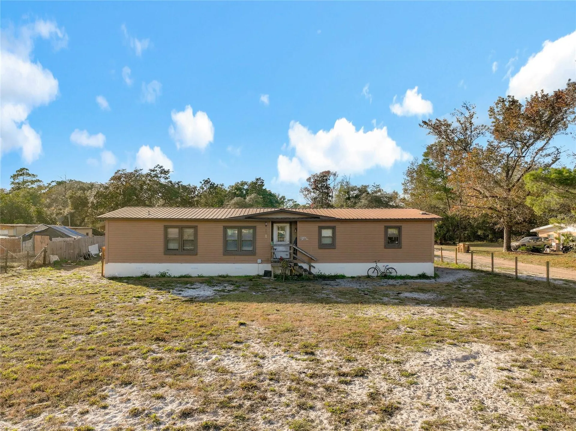 45797 Ohio Street Paisley FL 32767