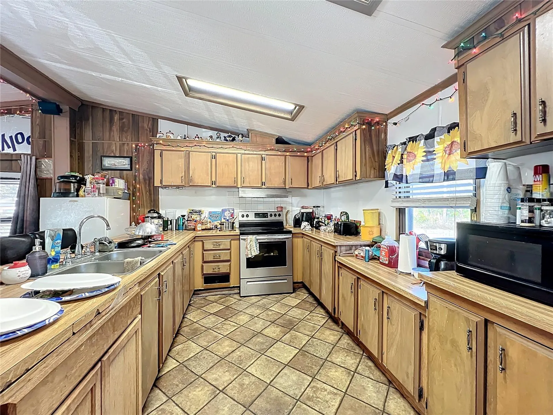 45797 Ohio Street Paisley FL 32767