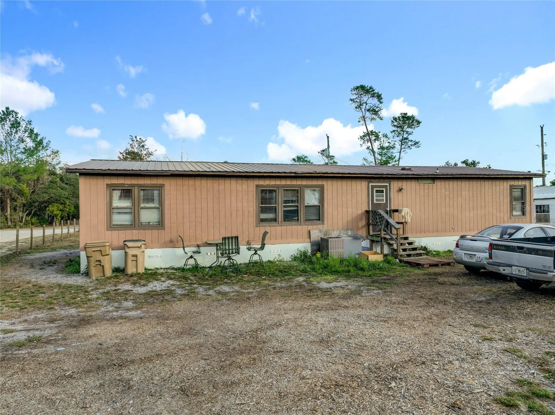 45797 Ohio Street Paisley FL 32767