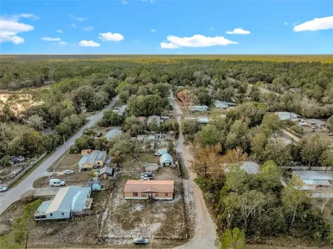 45797 Ohio Street Paisley FL 32767
