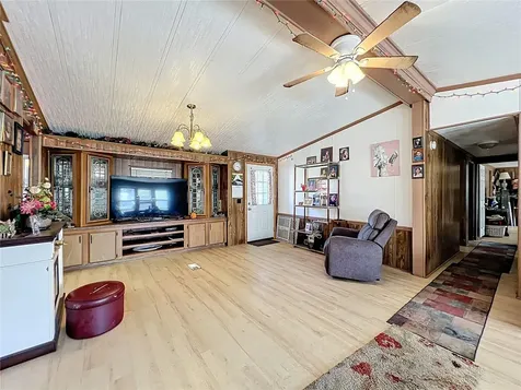 45797 Ohio Street Paisley FL 32767