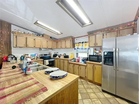 45797 Ohio Street Paisley FL 32767