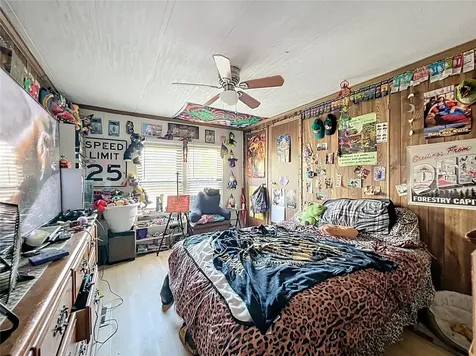 45797 Ohio Street Paisley FL 32767