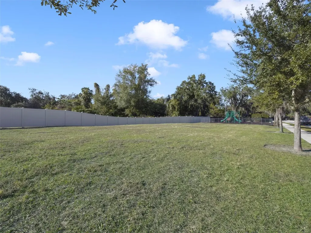 2390 Jernigan Loop Kissimmee FL 34746