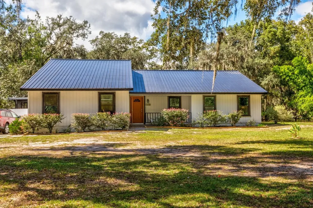 16758 SE 181st Terrace Weirsdale FL 32195