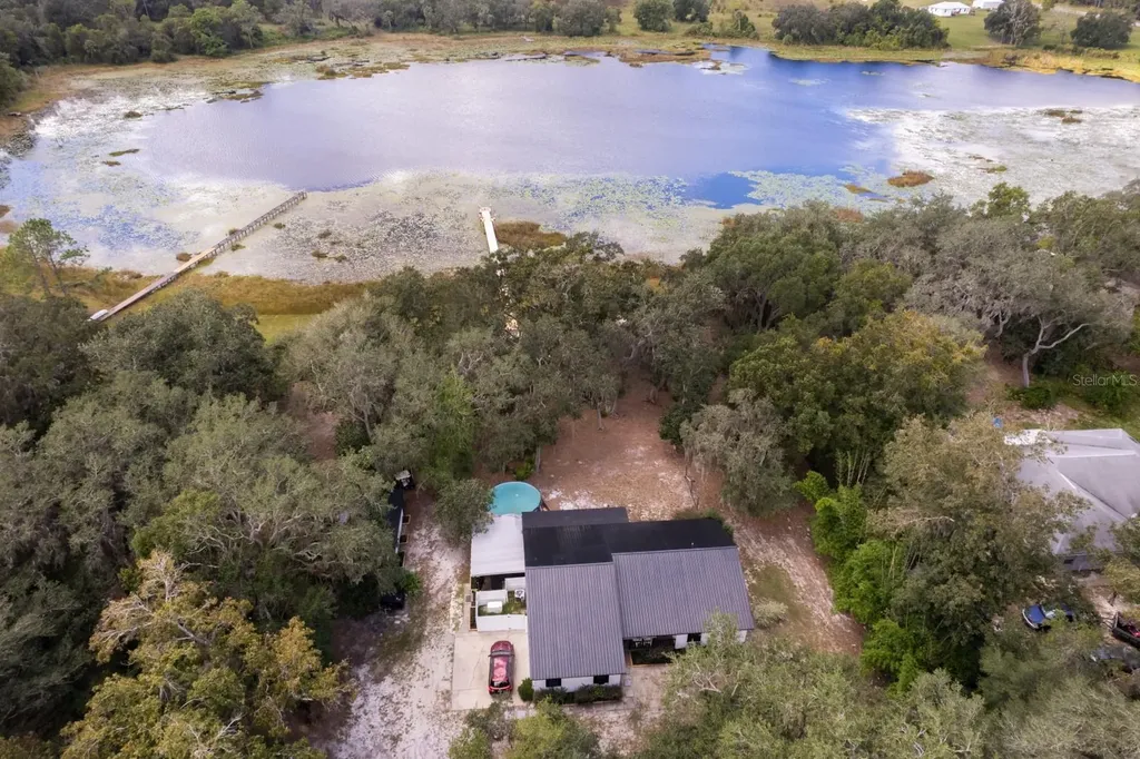 16758 SE 181st Terrace Weirsdale FL 32195