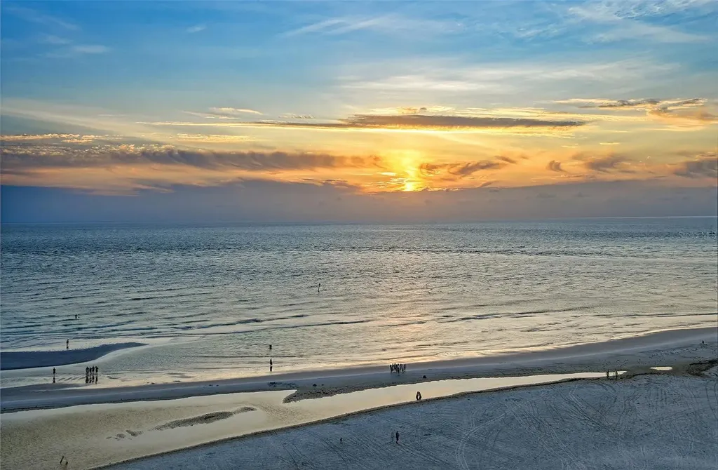 20 Whispering Sands Drive Sarasota FL 34242