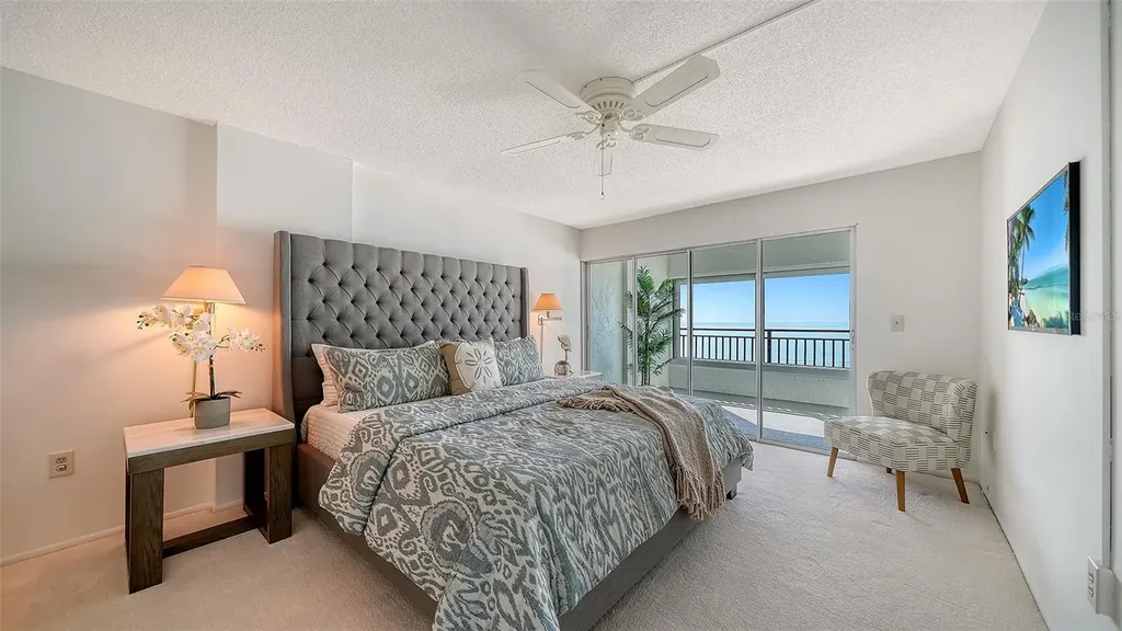 20 Whispering Sands Drive Sarasota FL 34242