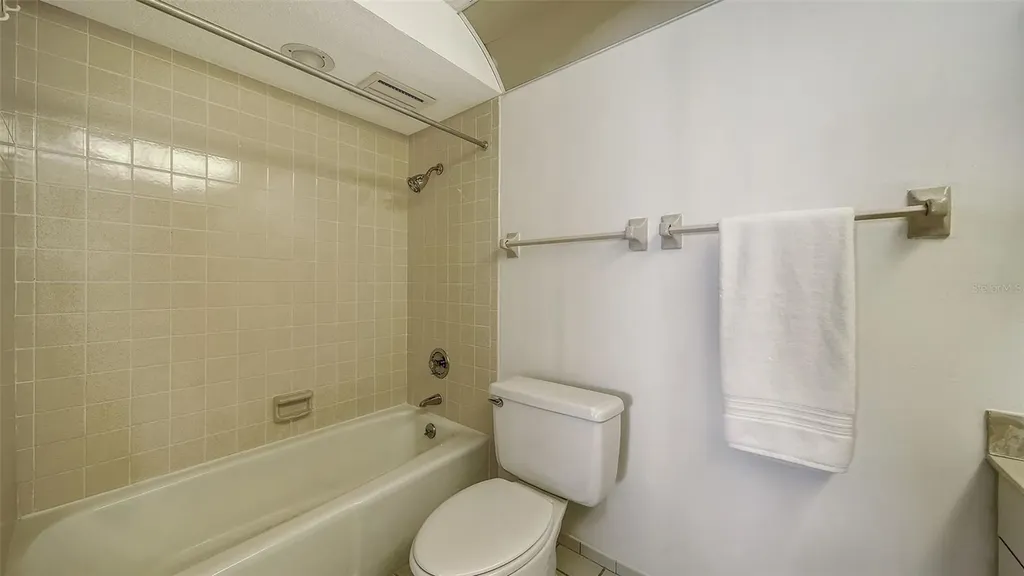 20 Whispering Sands Drive Sarasota FL 34242