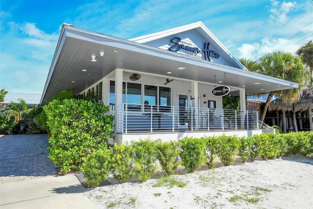 20 Whispering Sands Drive Sarasota FL 34242