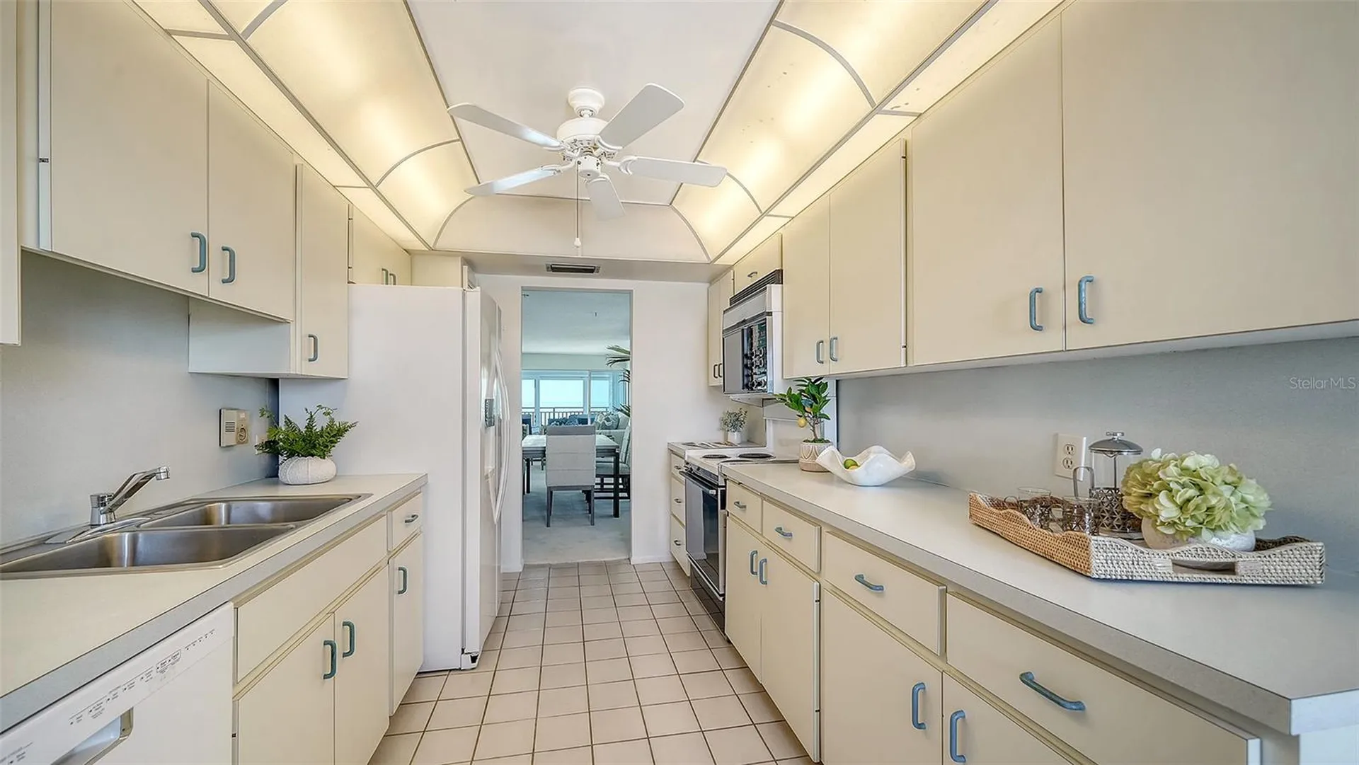 20 Whispering Sands Drive Sarasota FL 34242