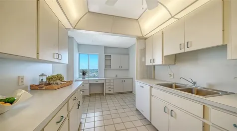 20 Whispering Sands Drive Sarasota FL 34242