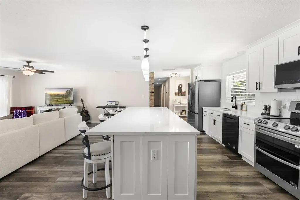 190 N Spring Lake Drive Altamonte Springs FL 32714