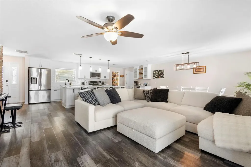 190 N Spring Lake Drive Altamonte Springs FL 32714