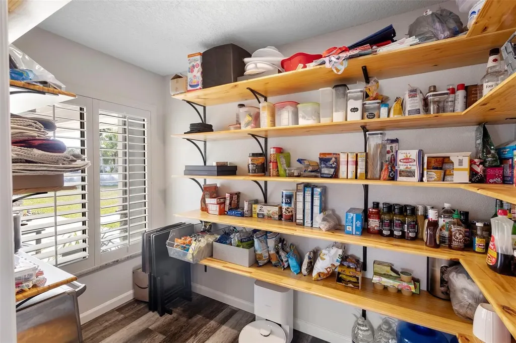 190 N Spring Lake Drive Altamonte Springs FL 32714