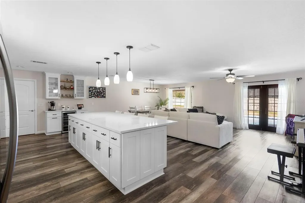 190 N Spring Lake Drive Altamonte Springs FL 32714