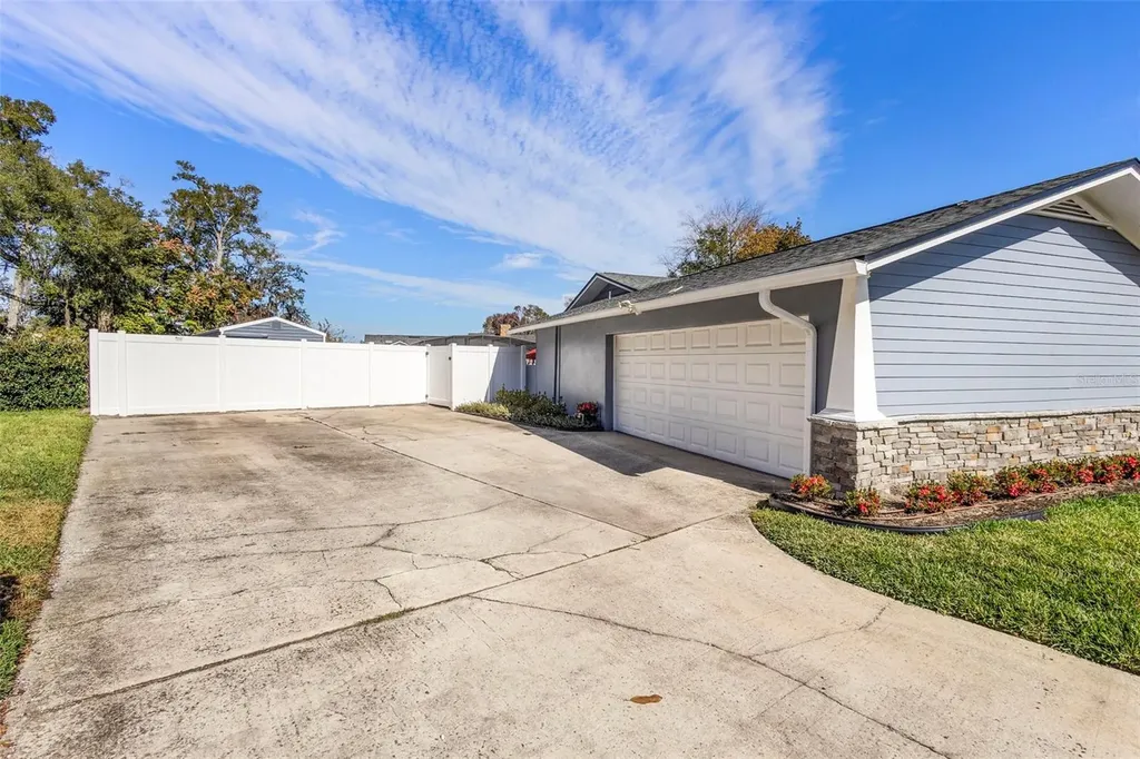 190 N Spring Lake Drive Altamonte Springs FL 32714