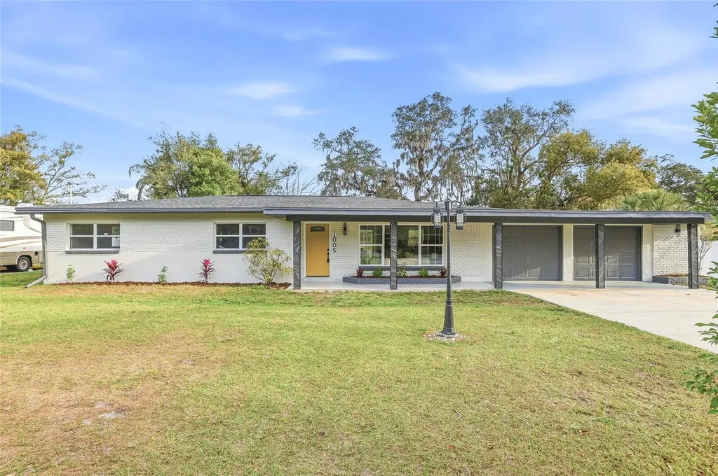 1005 Cedar Lake Drive Tampa FL 33612