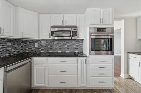7703 17th Avenue NW Bradenton FL 34209