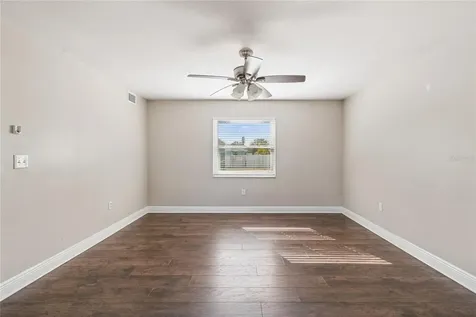 7703 17th Avenue NW Bradenton FL 34209