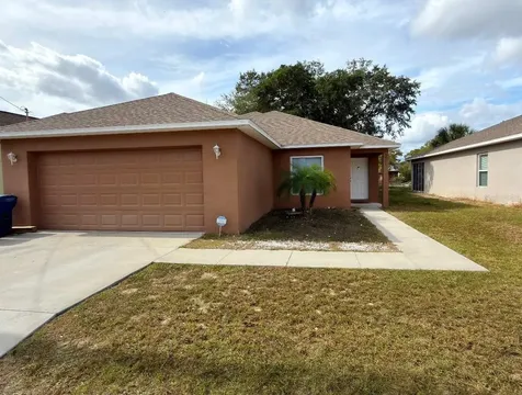 1911 Brown Street NE Winter Haven FL 33881