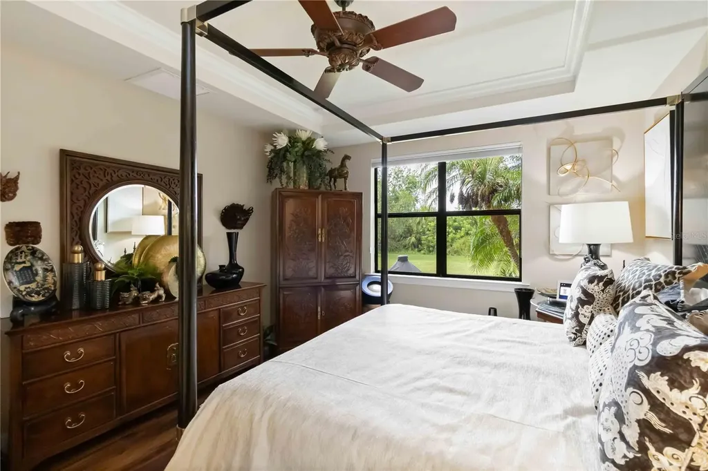 5942 Caspian Tern Drive Sarasota FL 34238
