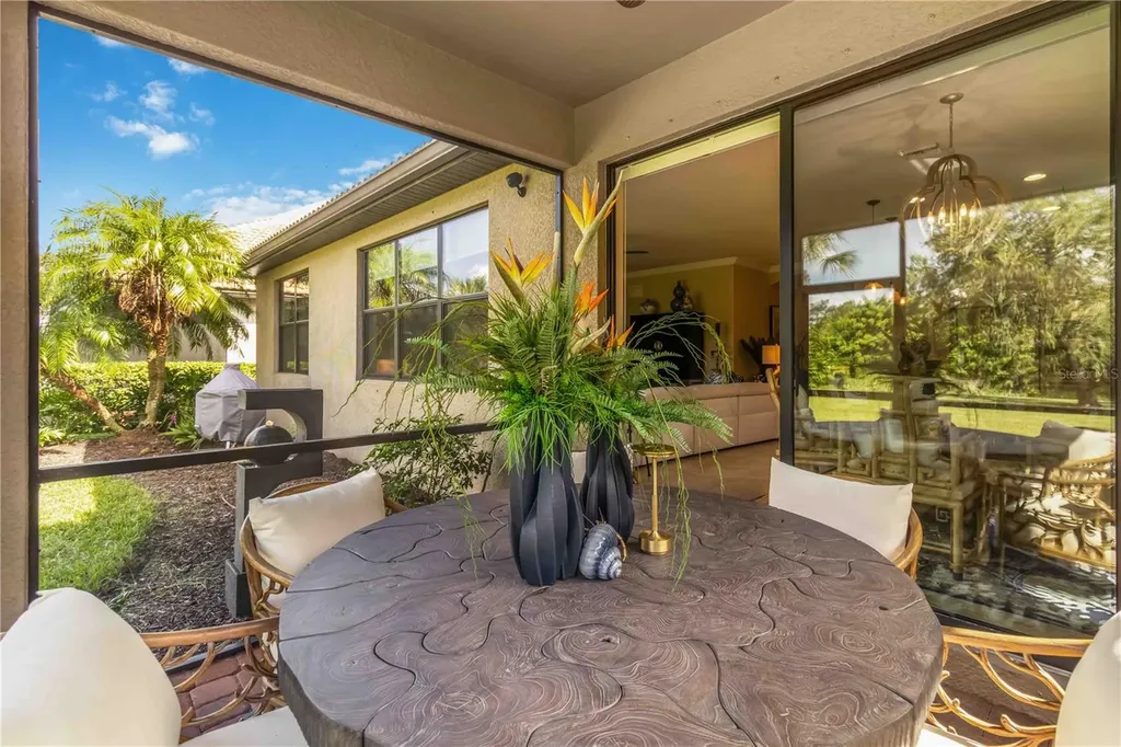 5942 Caspian Tern Drive Sarasota FL 34238