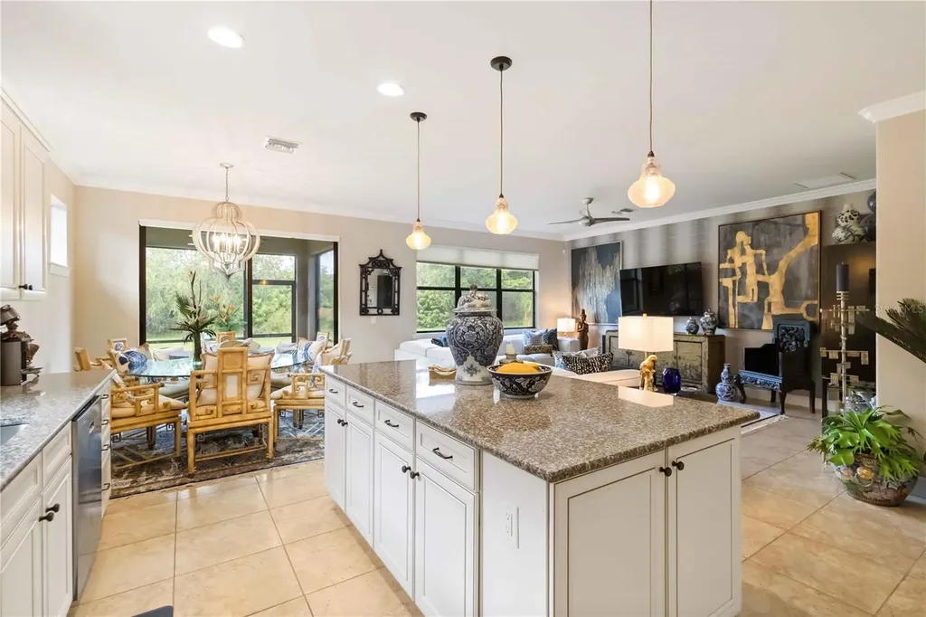5942 Caspian Tern Drive Sarasota FL 34238