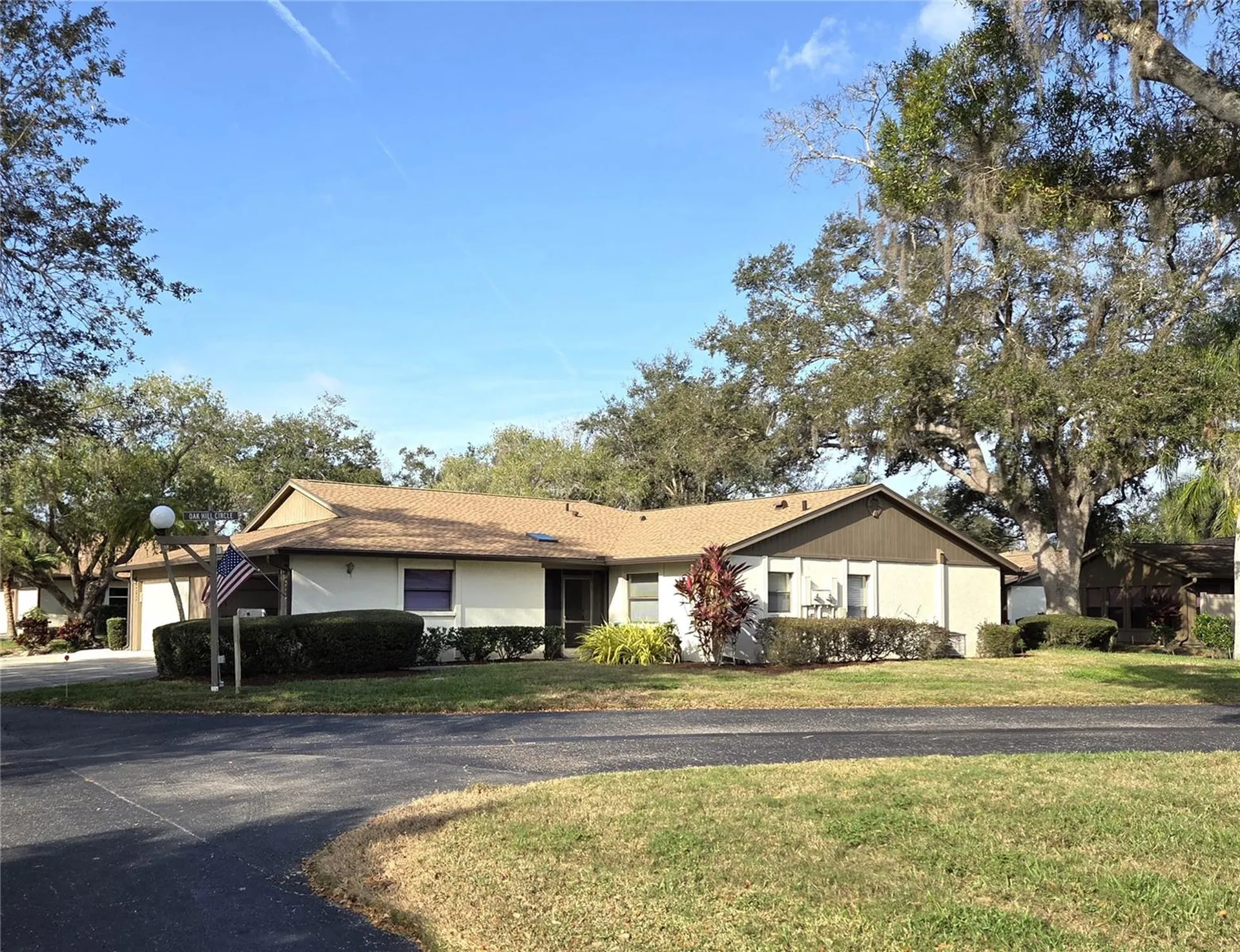 4735 Oak Hill Drive Sarasota FL 34232