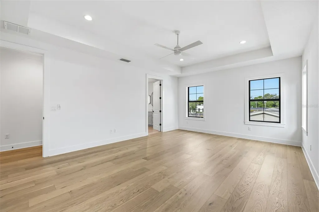 2936 W Rogers Avenue Tampa FL 33611