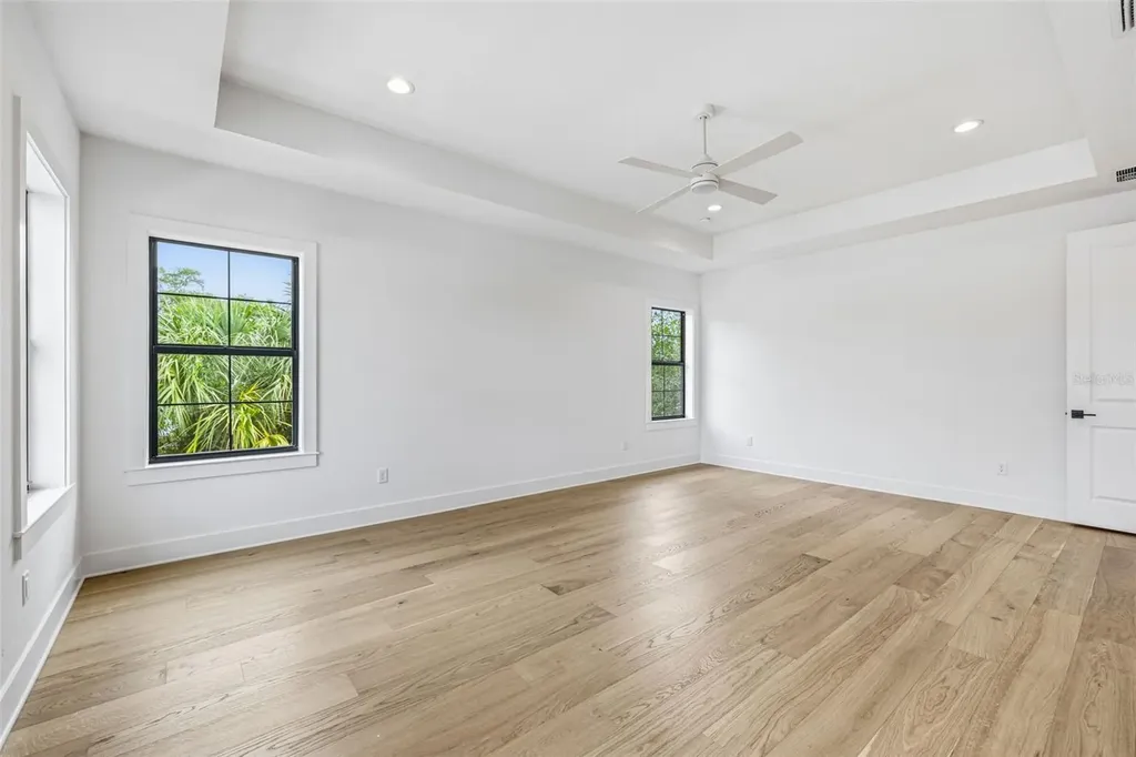 2936 W Rogers Avenue Tampa FL 33611