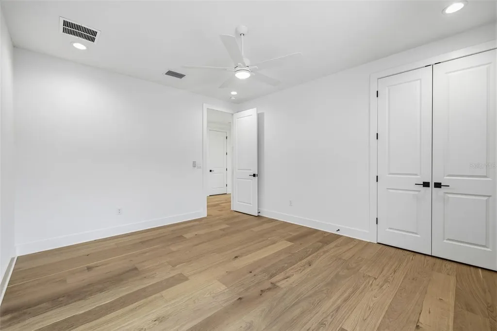 2936 W Rogers Avenue Tampa FL 33611