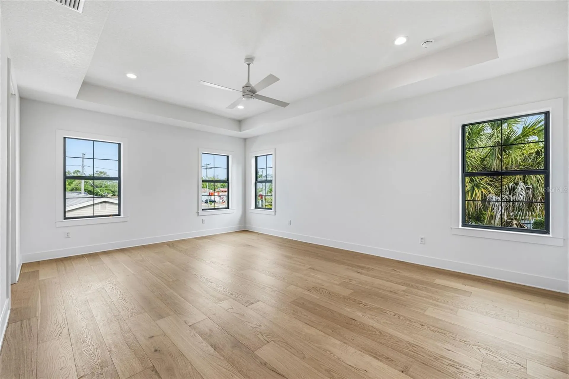 2936 W Rogers Avenue Tampa FL 33611