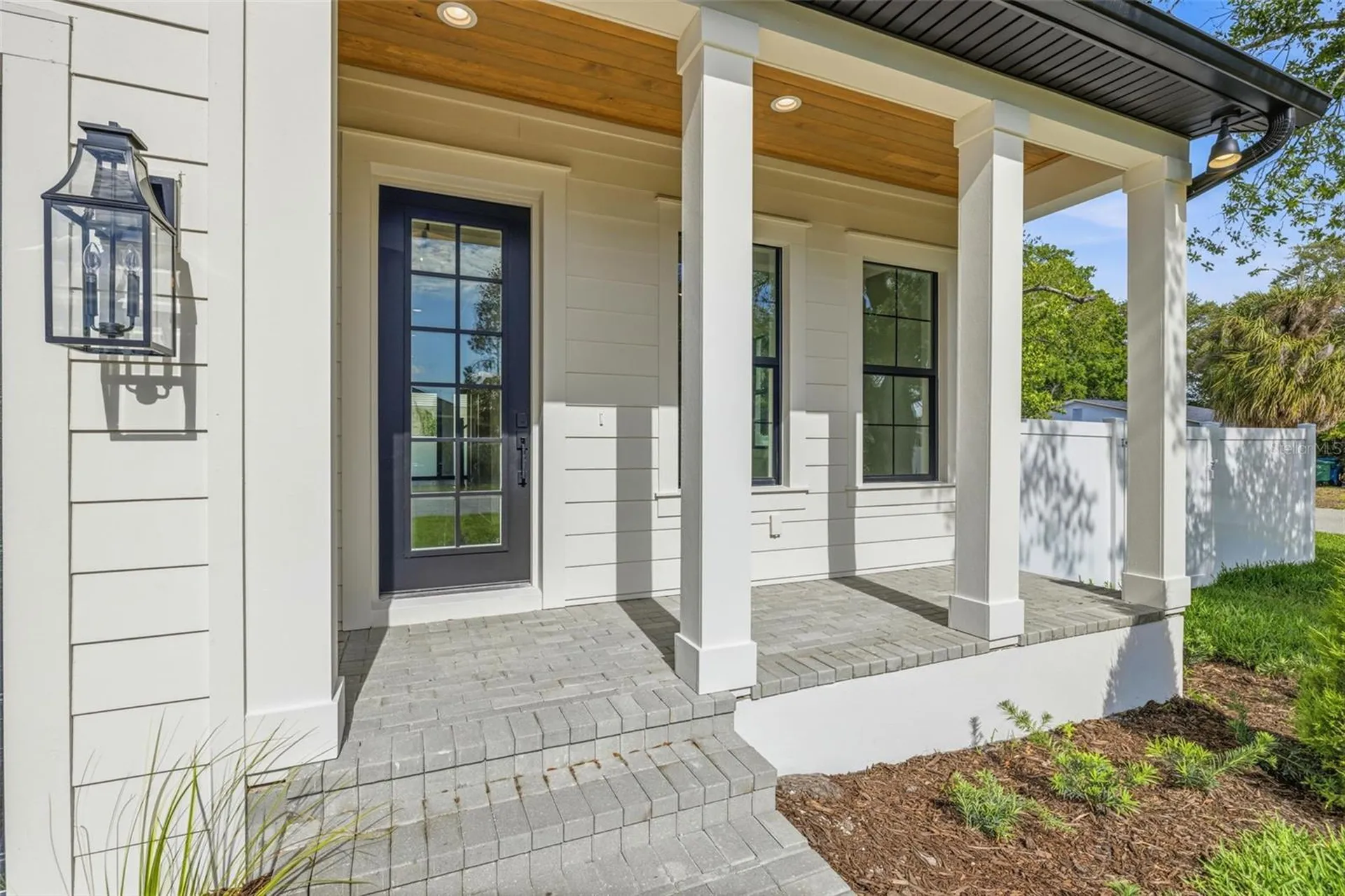 2936 W Rogers Avenue Tampa FL 33611