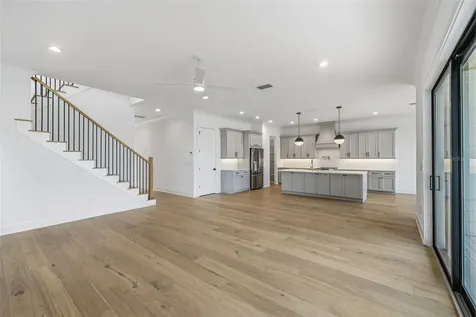 2936 W Rogers Avenue Tampa FL 33611