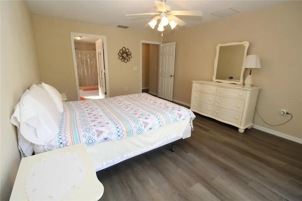 7432 Perennial Road North Port FL 34291