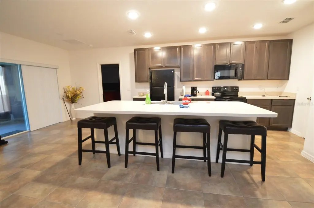 937 Gila Place Kissimmee FL 34759