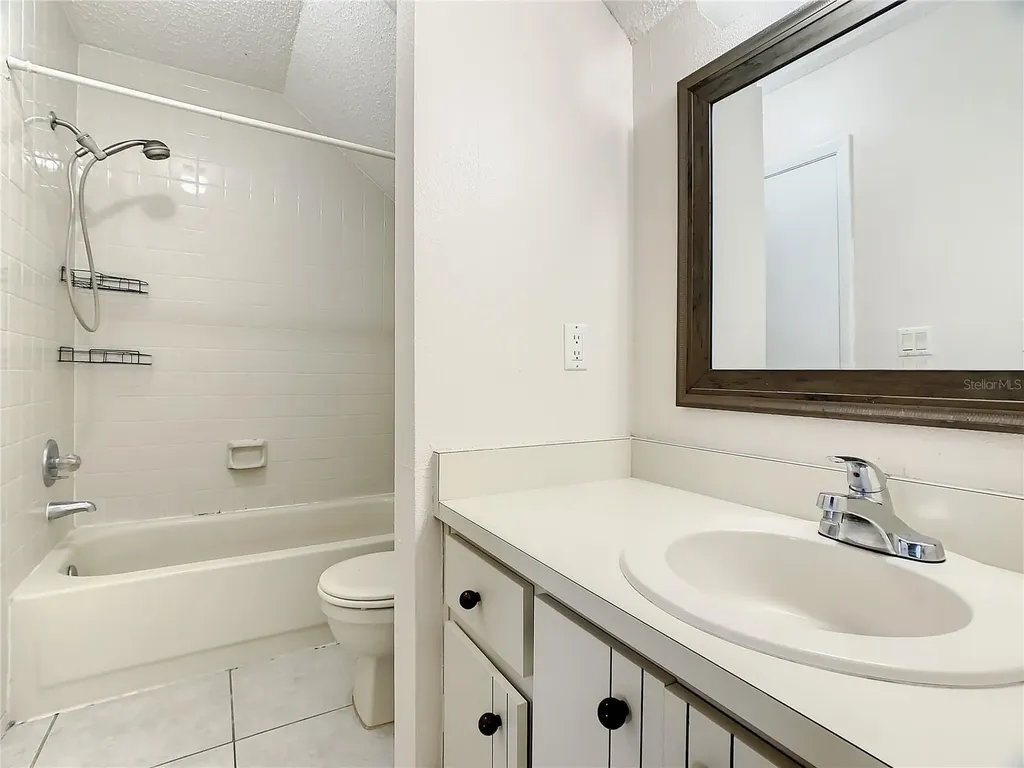 232 N Ridgewood Avenue Edgewater FL 32132