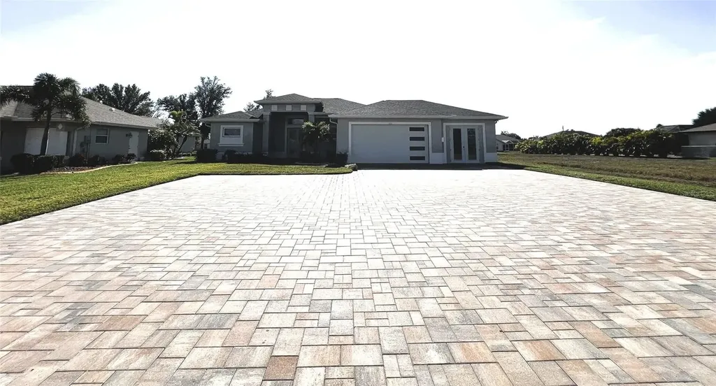 250 Rotonda Boulevard E Rotonda West FL 33947