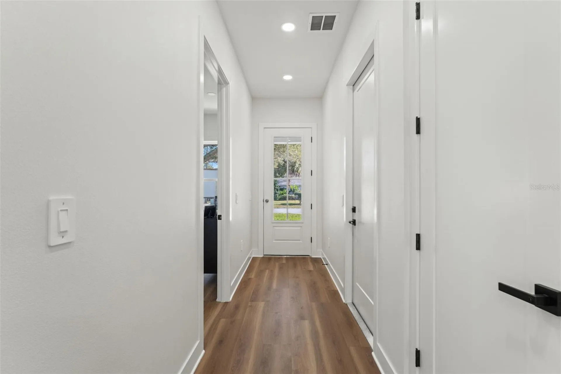 10194 Hodson Place Seminole FL 33776