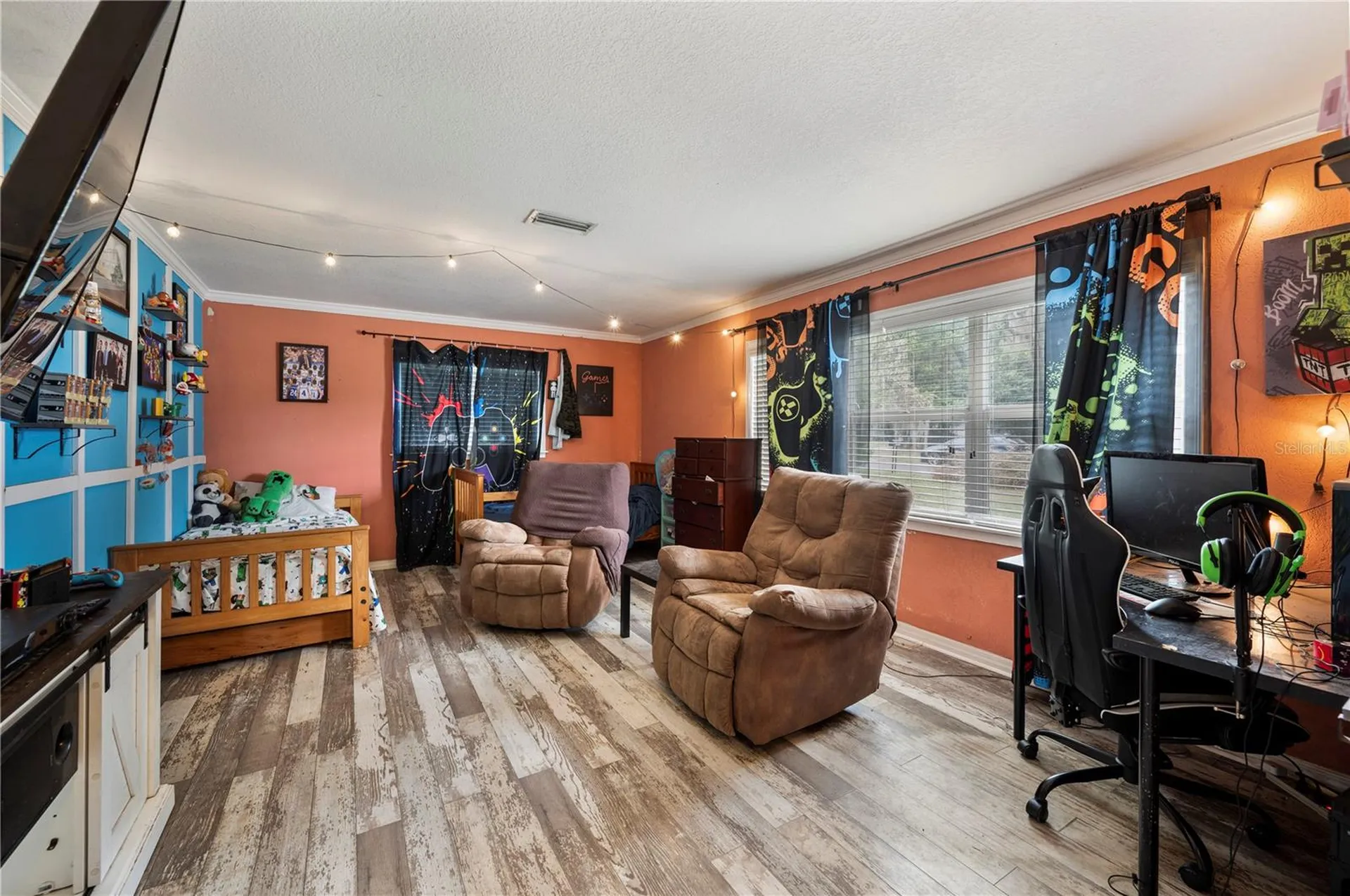 4911 Whiteoak Drive E Lakeland FL 33813