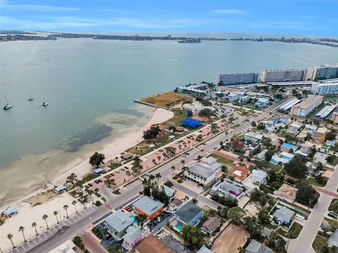 3120 Clinton Street S Gulfport FL 33707