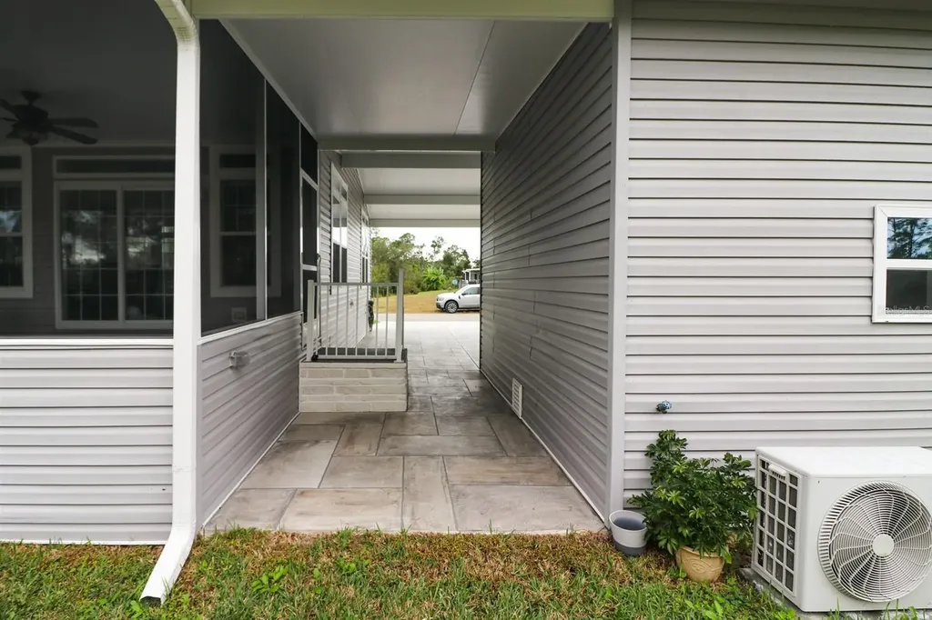 12116 SW County Road 769 # 37 Lake Suzy FL 34269