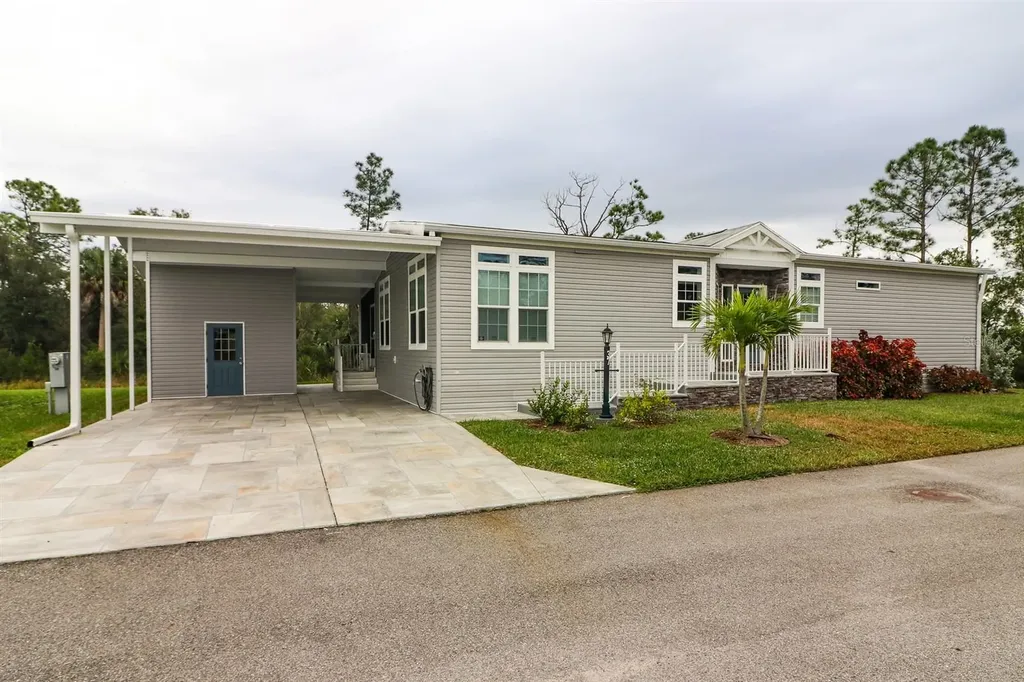 12116 SW County Road 769 # 37 Lake Suzy FL 34269