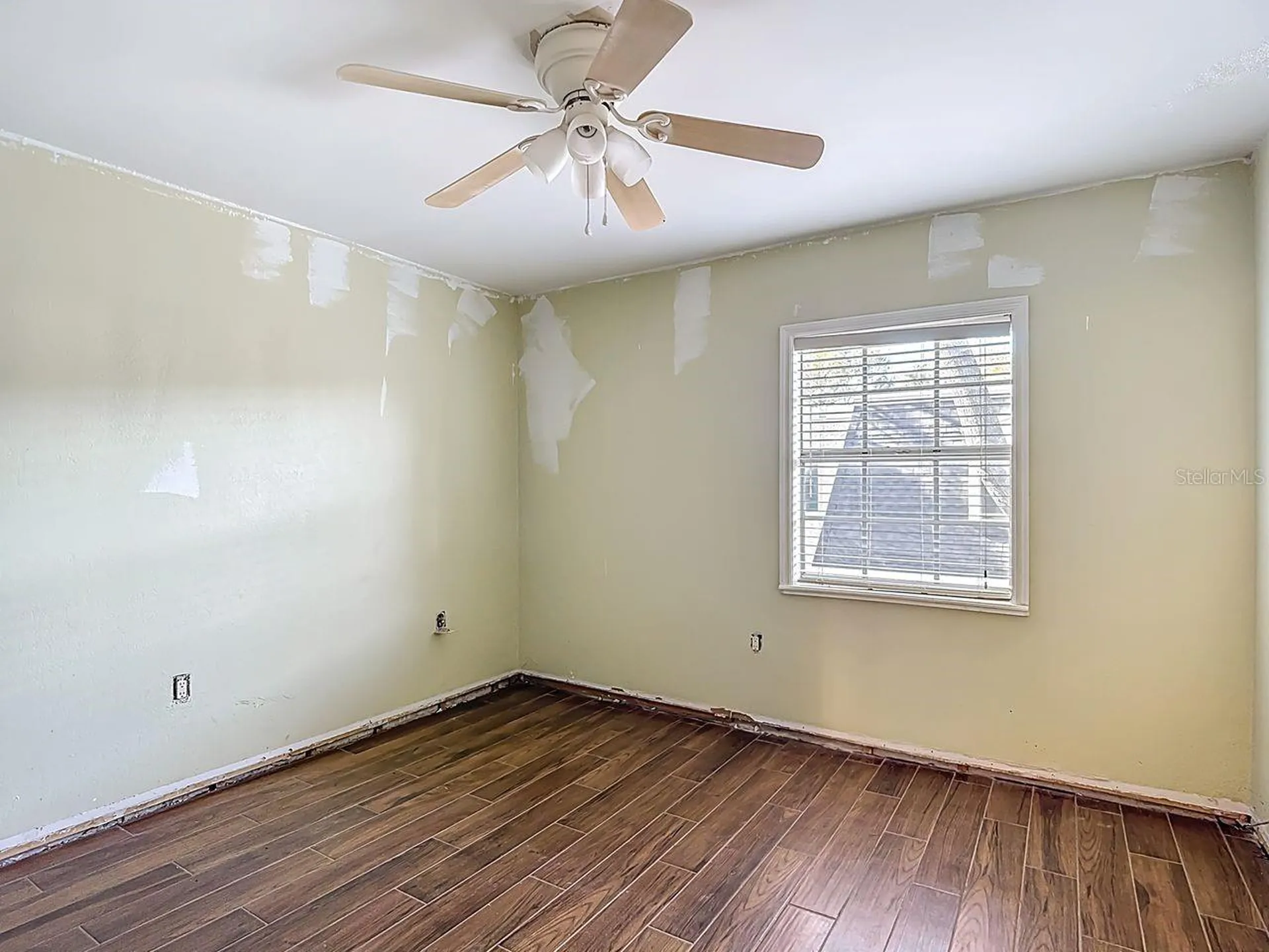 4325 Aegean Drive Tampa FL 33611