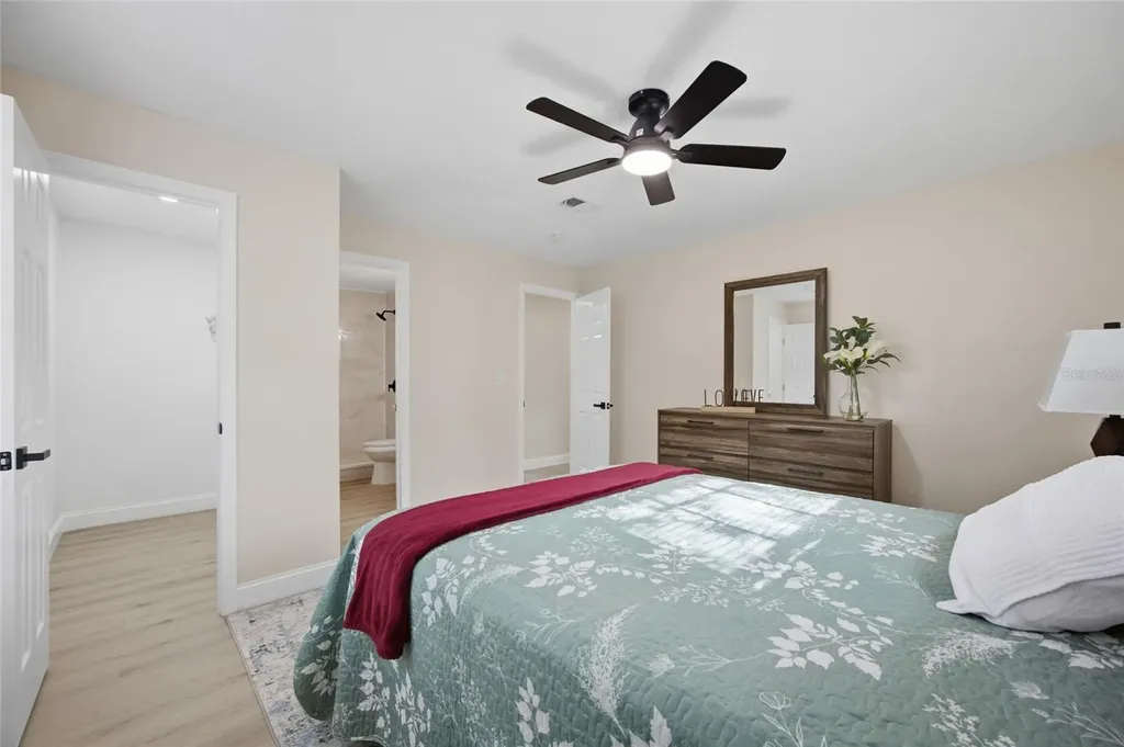 920 W Candlewood Avenue Tampa FL 33603